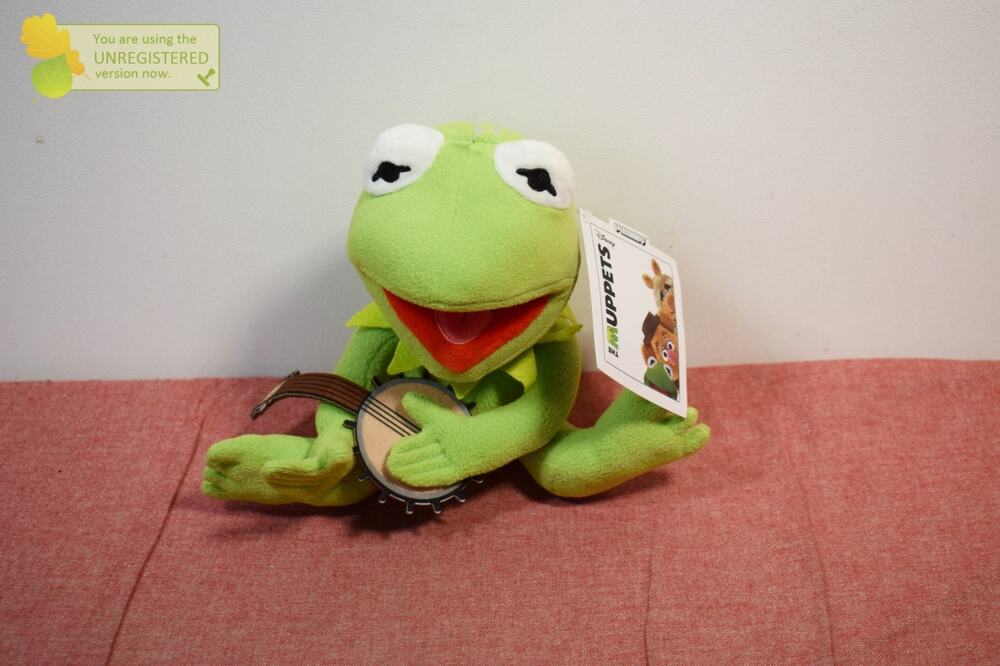 NECA Muppets 8" Kermit the Frog with Banjo Phunny Plush
